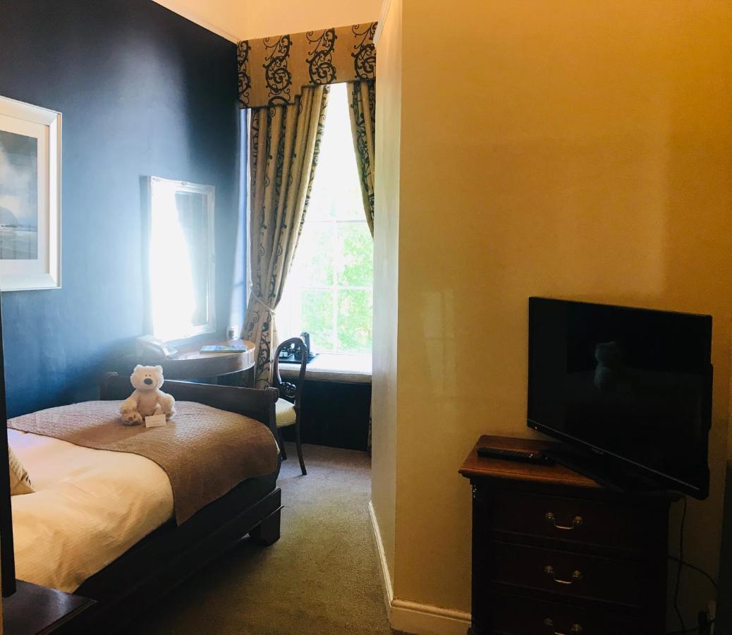 Clarence Court Hotel Cheltenham Dış mekan fotoğraf
