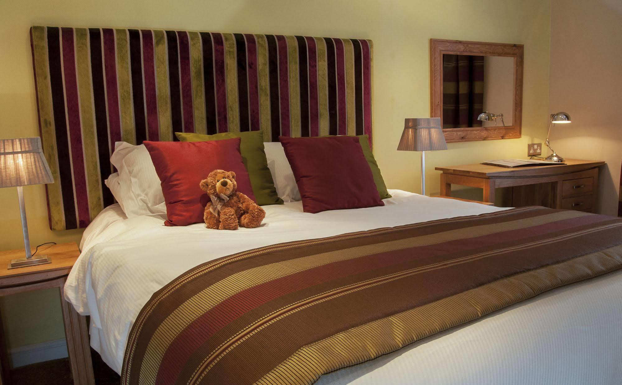 Clarence Court Hotel Cheltenham Dış mekan fotoğraf